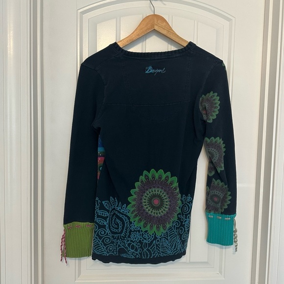 Desigual Y2K T-Shirt Long Sleeve V-Neck Top Peacock Colorful Size Extra Large - Picture 5 of 8